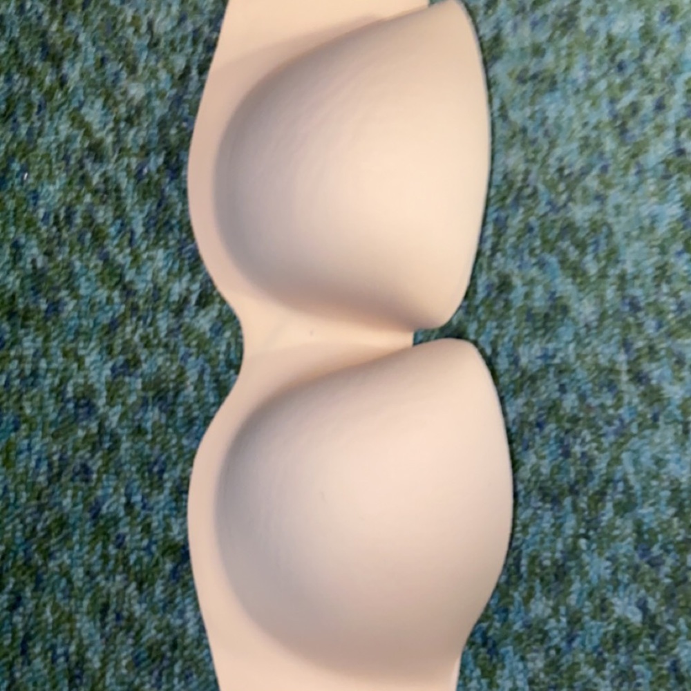 36 DD Bra